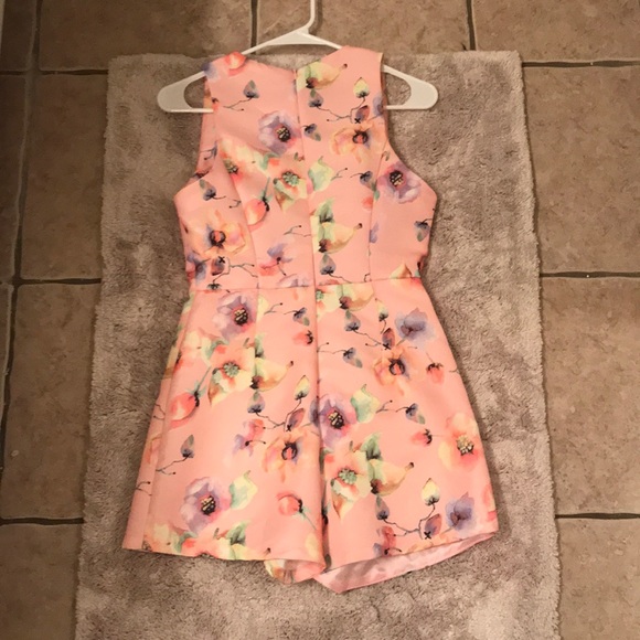 Romper - Picture 2 of 2